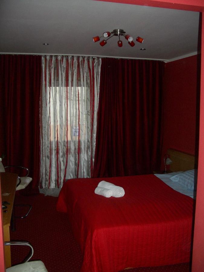 Kardamon Bed and Breakfast Żary Værelse billede