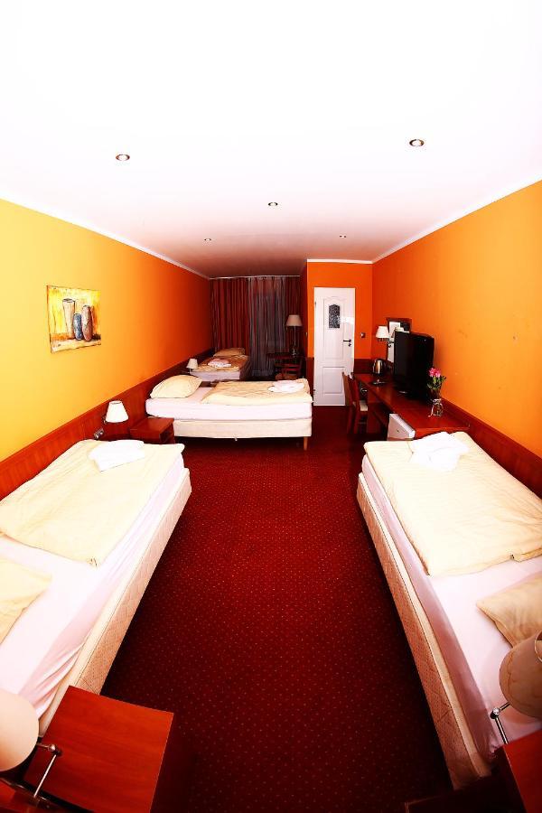 Kardamon Bed and Breakfast Żary Værelse billede